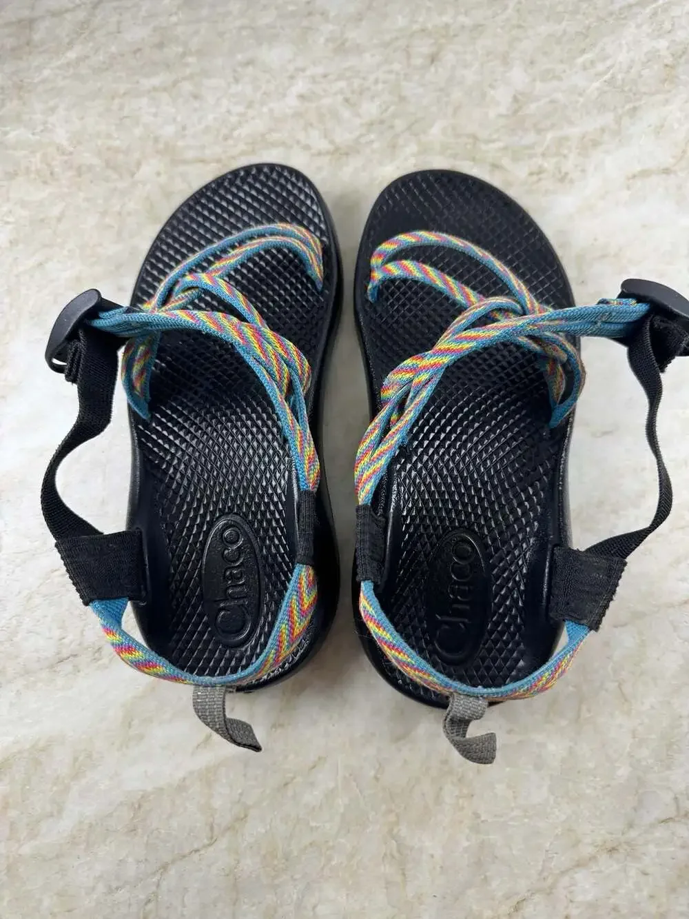 Chaco ZX/2 Classic Youth Sport Sandals Rainbow Chevron Straps Size 2 Black